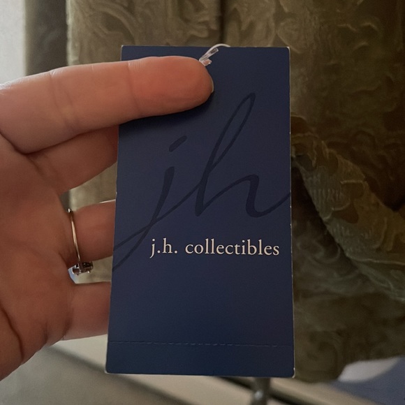 Ladies button front blouse - Picture 3 of 9